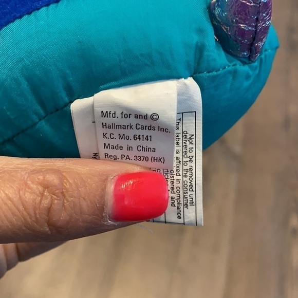 Vintage Y2K Bug "Crash" 6" Bean Bag Plush Hallmark - tested & works - Picture 4 of 6